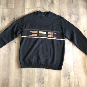 Maxini Black Beige Sweatshirt Size: XL